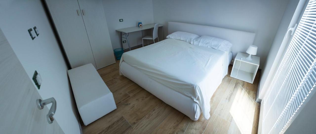 La Casa Di Penelope B&B E Noleggio Bici Elettriche Ispica Kültér fotó